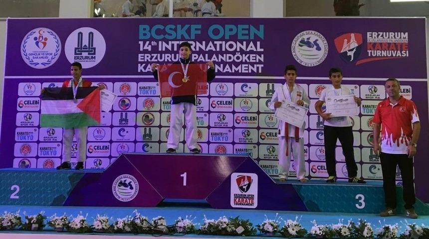 Bağcılarlı Karateciler, Erzurum&rsquo;dan Madalyalarla D&ouml;nd&uuml;