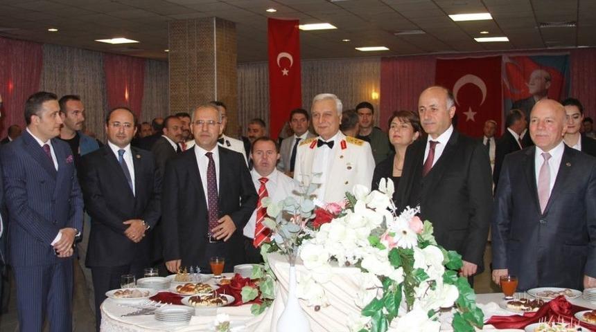 Erzurum&rsquo;da 30 Ağustos Resepsiyonu