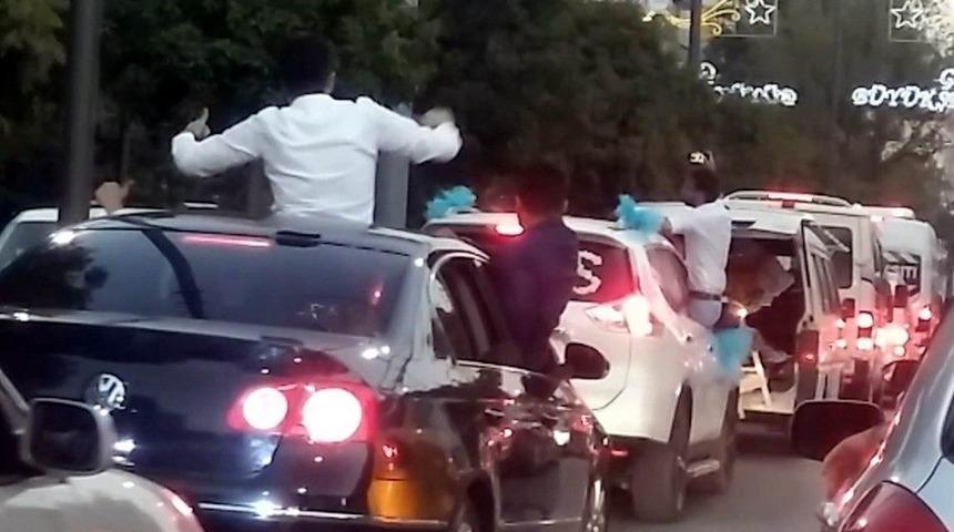 S&uuml;nnet Konvoyunda Tehlikeli G&ouml;r&uuml;nt&uuml;ler