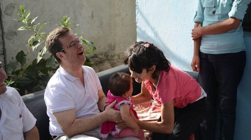 Vali &Uuml;nl&uuml;, İhtiya&ccedil; Sahibi Aileleri Ziyaret Etti