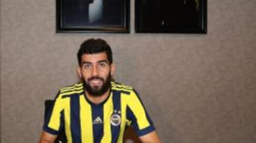 Fenerbah&ccedil;e'de Neto 1 Yıllık Imzayı Attı