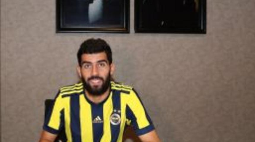 Neto Fenerbah&ccedil;e&rsquo;ye İmzayı Attı
