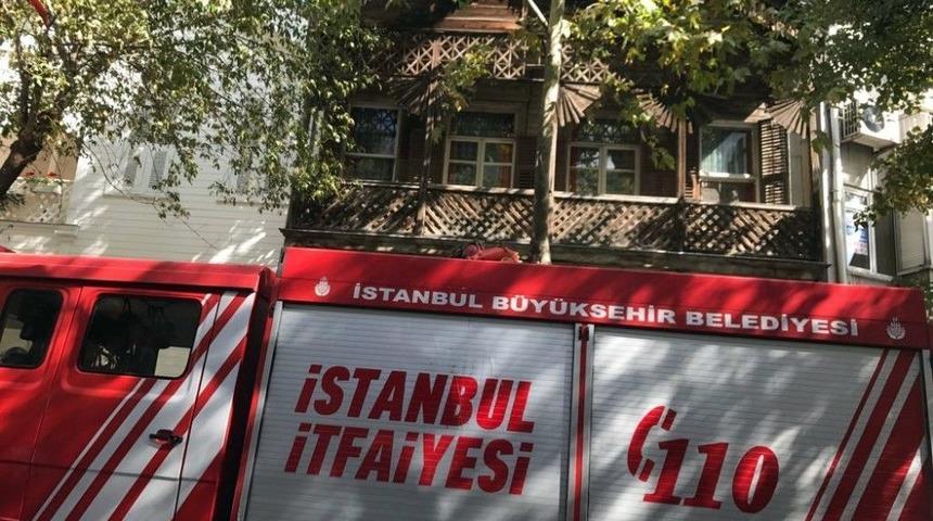 (&ouml;zel Haber) Bakırk&ouml;y&rsquo;de Yangında Mahsur Kalan Fransızca &Ouml;ğretmeni &Ouml;l&uuml;mden D&ouml;nd&uuml;