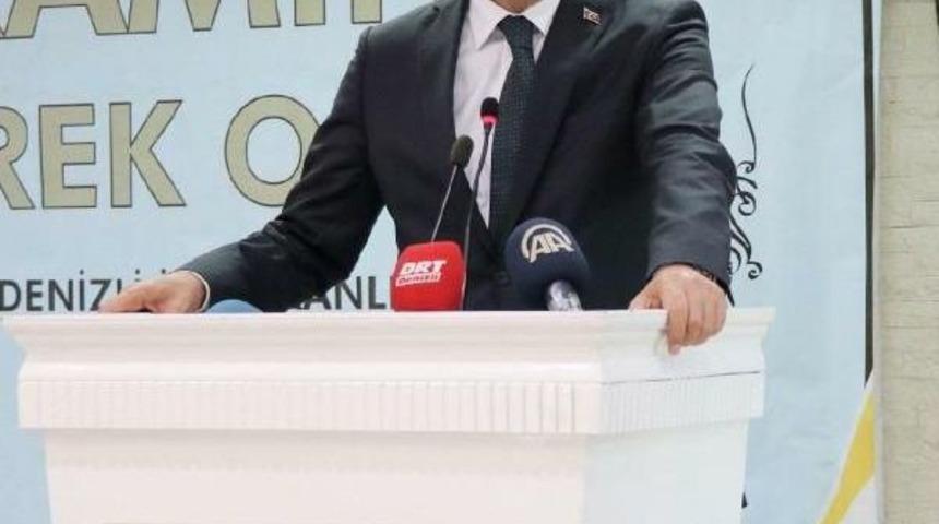 Zeybekci, Moddy's'in B&uuml;y&uuml;me Tahminini Değerlendirdi