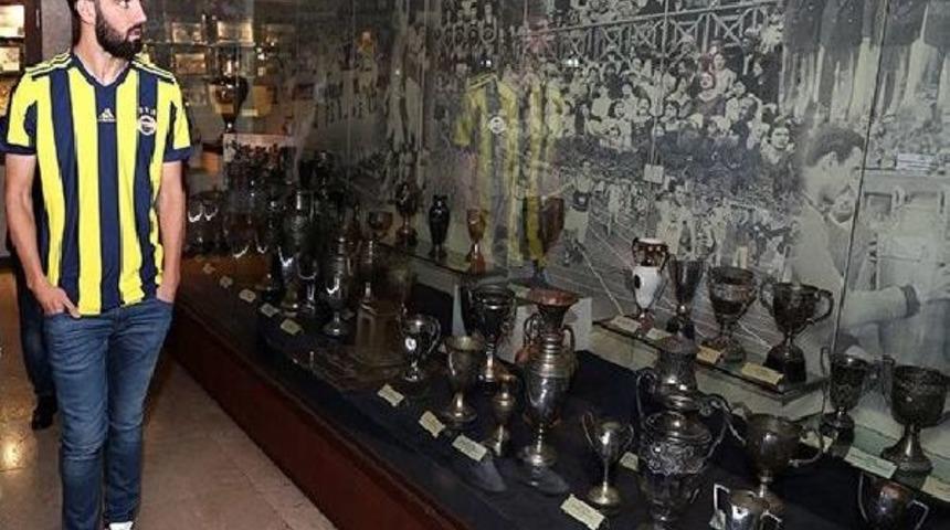 Fenerbah&ccedil;e'nin Yeni Transferi Neto: "&ccedil;ok B&uuml;y&uuml;k Bir Kul&uuml;pteyim"