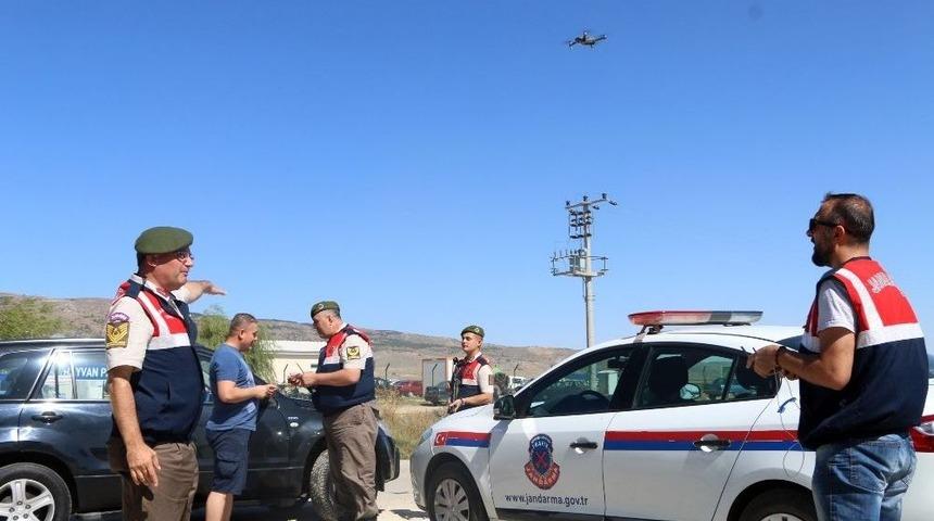 Jandarmadan Hayvan Pazarına Droneli &Ouml;nlem