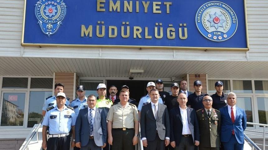 Vali Haktanka&ccedil;maz: &ldquo;arakan&rsquo;da İnsanlık Su&ccedil;u İşleniyor&rdquo;