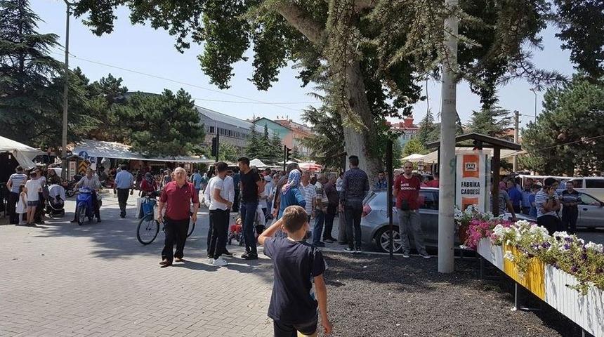 Adliye &Ouml;n&uuml;nde Eski Koca Dehşeti