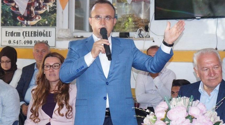 Ak Parti Grup Başkanvekili Bülent Turan Lapseki’de