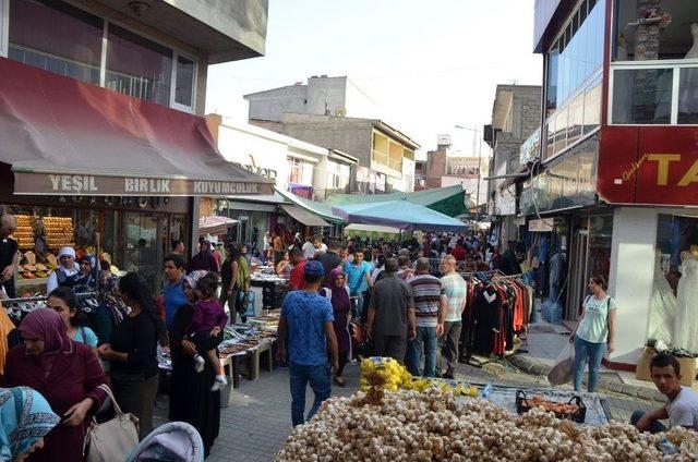 Iğdır’da Bayram Pazarı Kuruldu