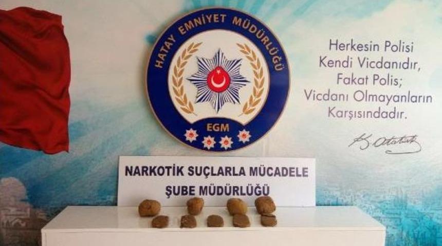 Hatay'da 3.5 Kilo Takoz Esrar Ele Ge&ccedil;irildi