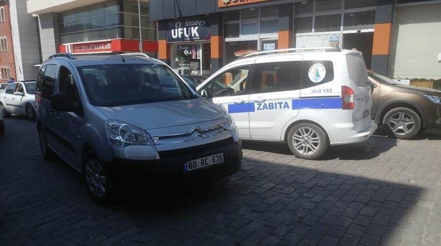 Reşadiye&rsquo;de Zabıta Ekiplerinden Trafik Denetimi