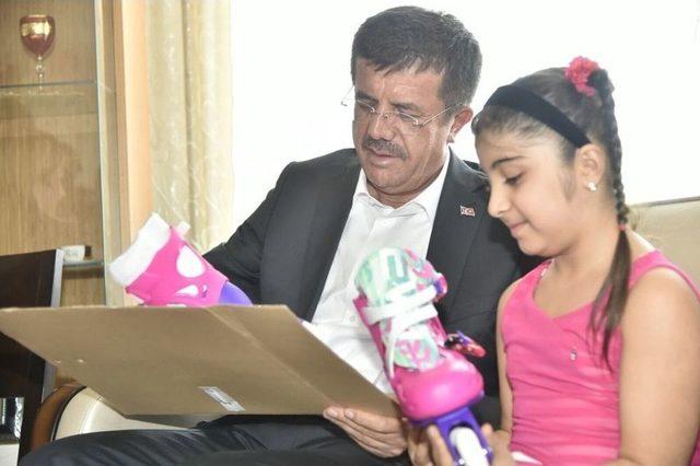 Bakan Zeybekci’den Şehit Kızına Doğum Günü Sürprizi