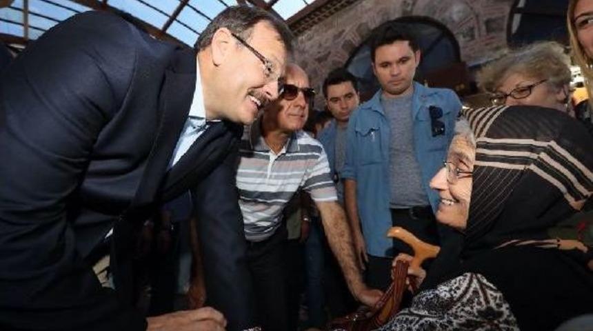 Başbakan Yardımcısı &Ccedil;avuşoğlu, Esnaf Ile Bayramlaştı