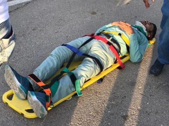 Konya'da Iki Otomobil Çarpıştı: 8 Yaralı