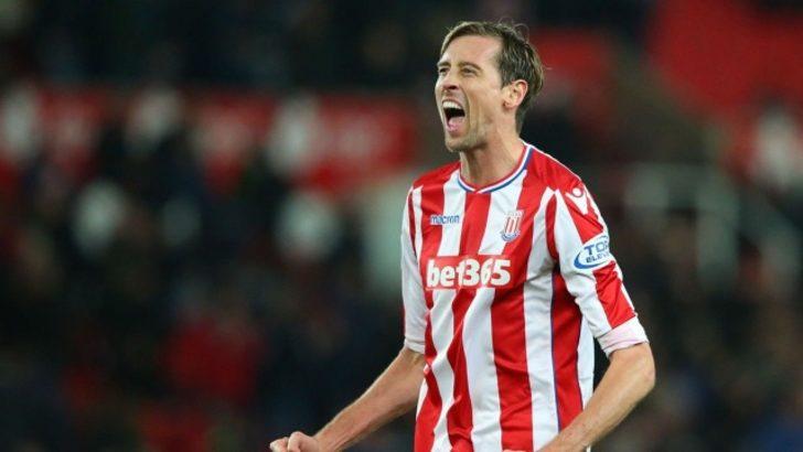 Peter Crouch, Ronaldo'yla ilgili anlattığı hikaye ile gündeme oturdu G1