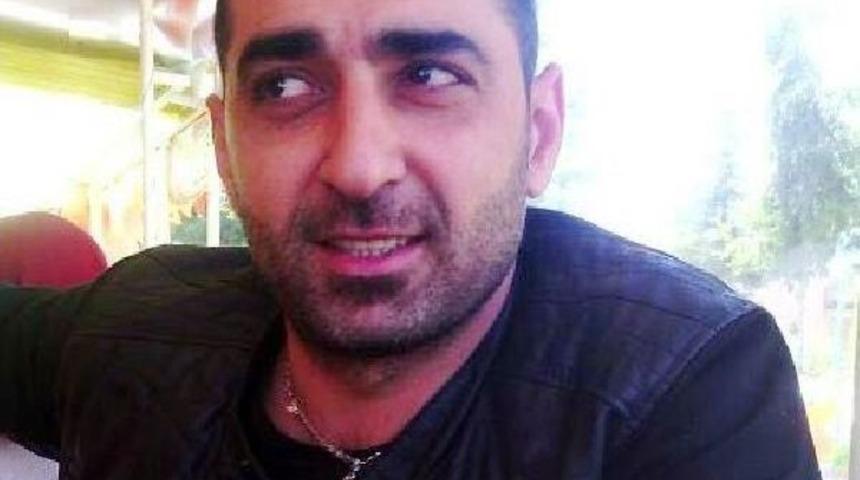 Eski Eşine Silahlı Saldırından Sonra Yaralı Ele Ge&ccedil;en Koca &Ouml;ld&uuml;