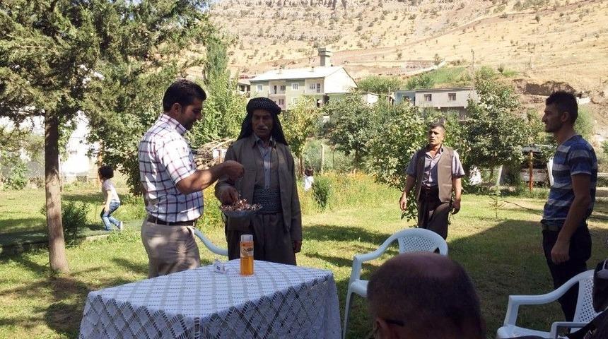 Irak Sınırında Bayram Renkli G&ouml;r&uuml;nt&uuml;ler Oluşturdu