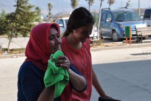 Gaziantep'te, Acemi Kasaplar Kendilerini Yaraladı