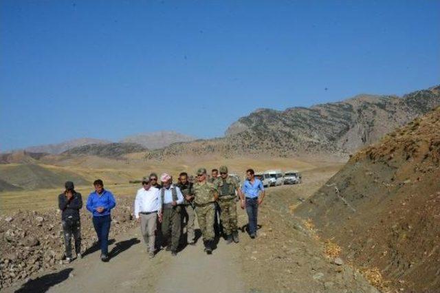 Siirt Valisi Herekol Dağı'nda Askerlerle Bayramlaştı