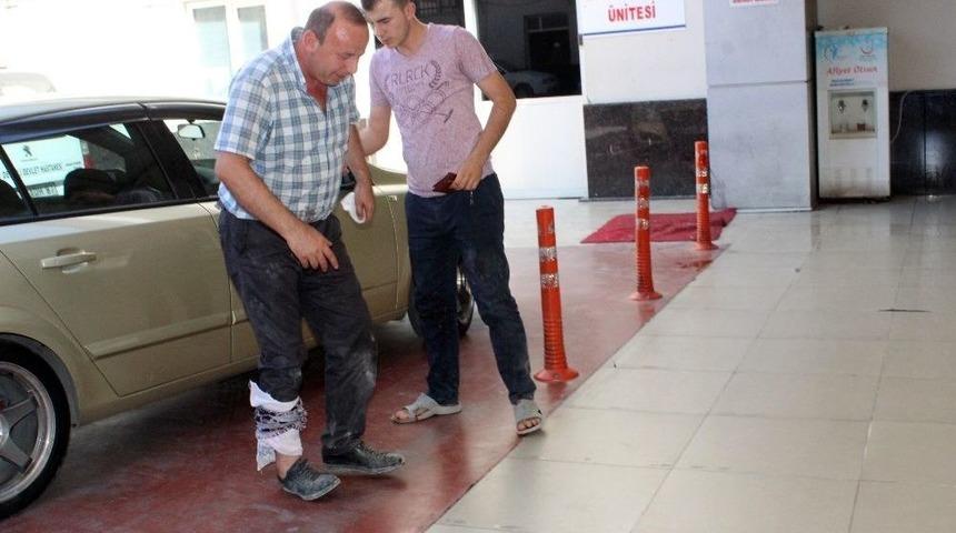 Denizli&rsquo;de Acemi Kasaplar Kurban Yerine Kendini Kesti