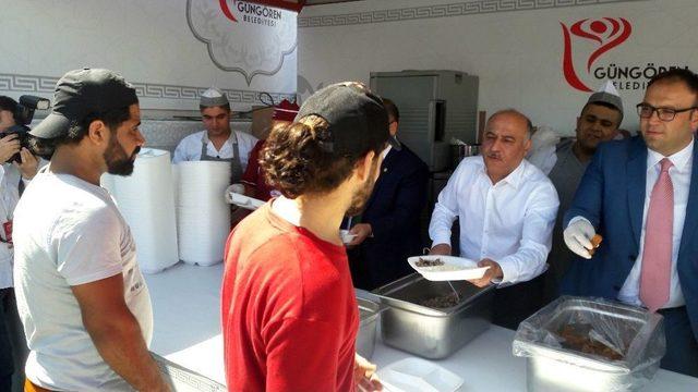 Güngörenli Vatandaşlar Kurbanlıklarını Belediyenin Tesisinde Kesti 3