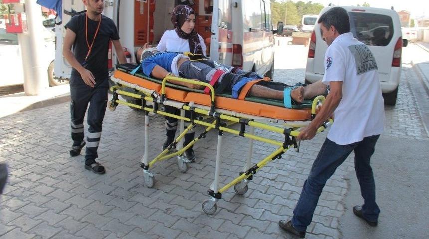 Elazığ&rsquo;da Trafik Kazası: 8 Yaralı