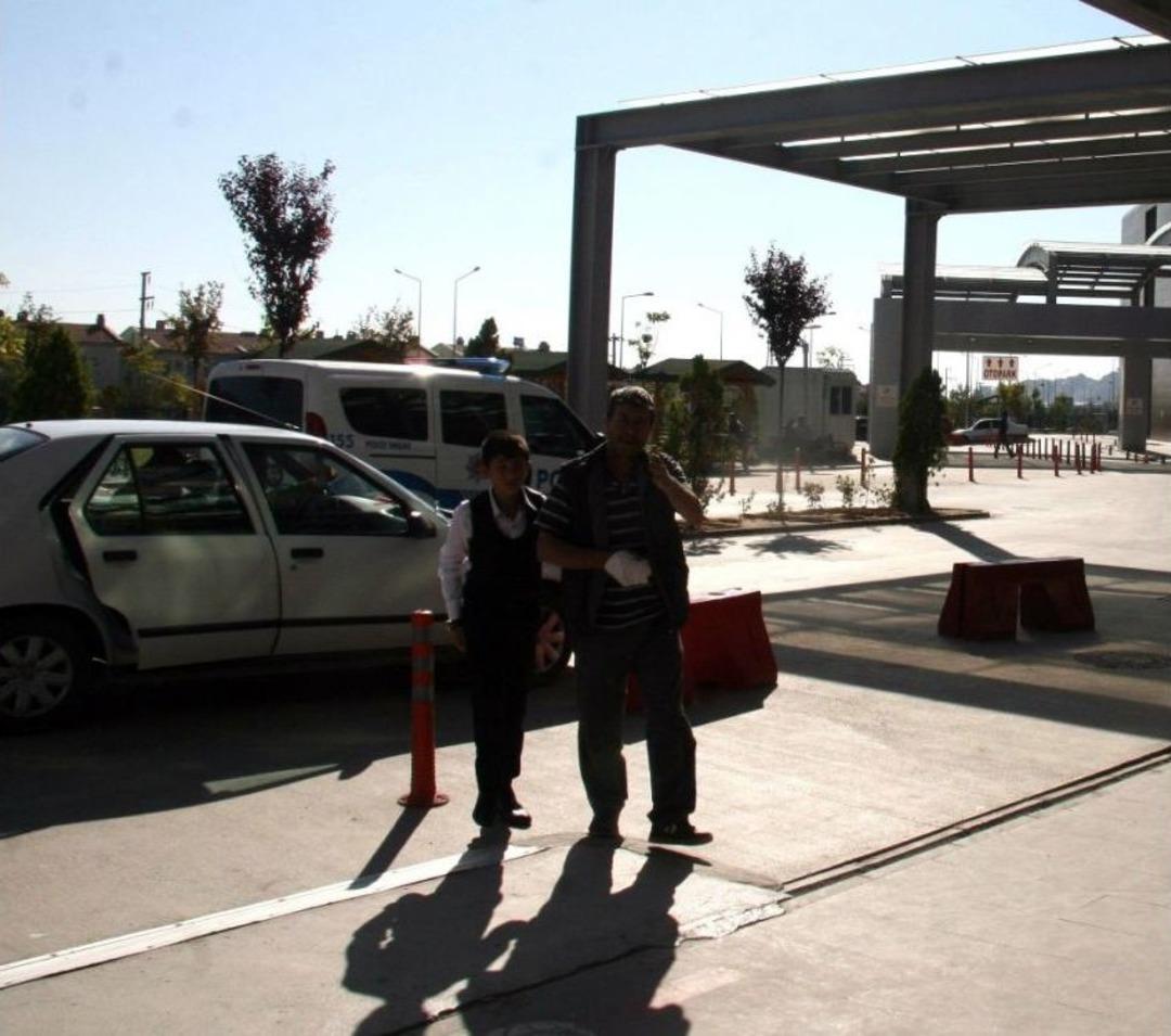 Afyonkarahisar&rsquo;da, Kurban Bayramında Hastane Acil Servisleri Doldu Taştı