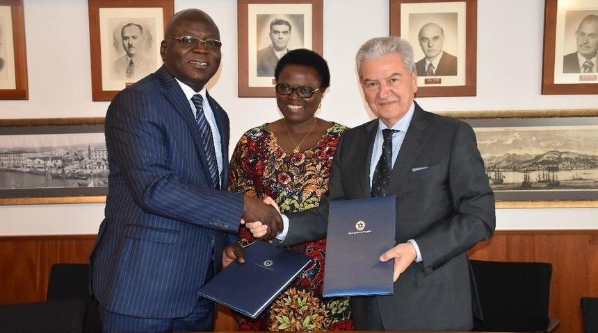 100 Kardeşli İzmir Ticaret Odası