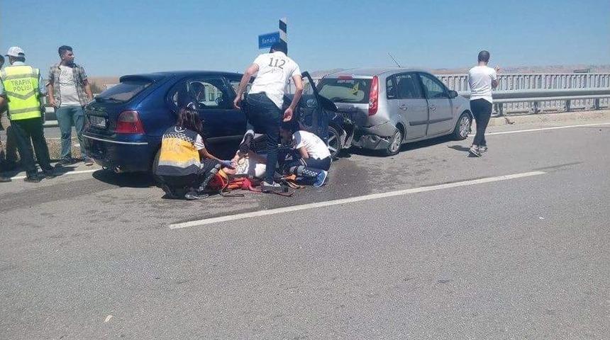 Sungurlu&rsquo;da Trafik Kazası : 3 Yaralı