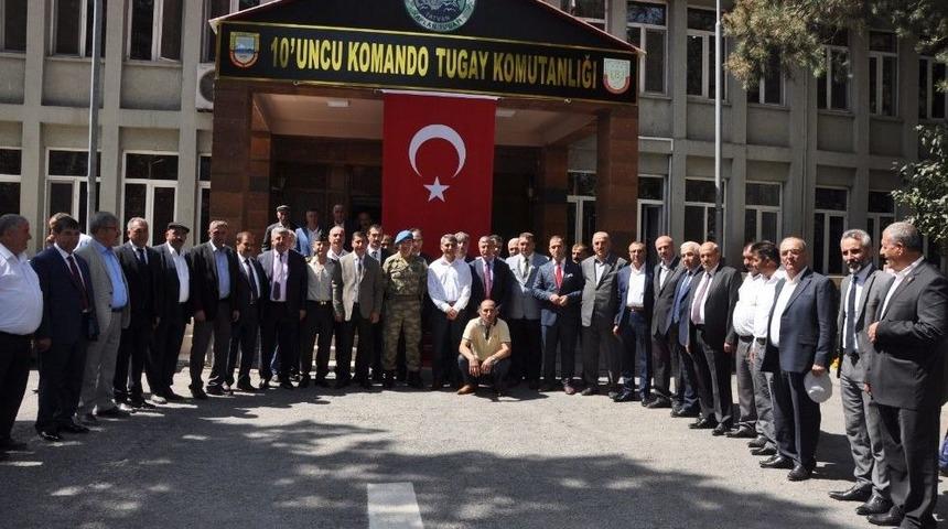 Tatvan&rsquo;da Bayramlaşma T&ouml;reni