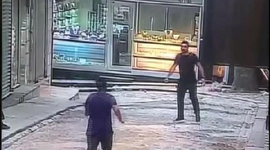 Hırsız, Sert Kayaya Denk Geldi