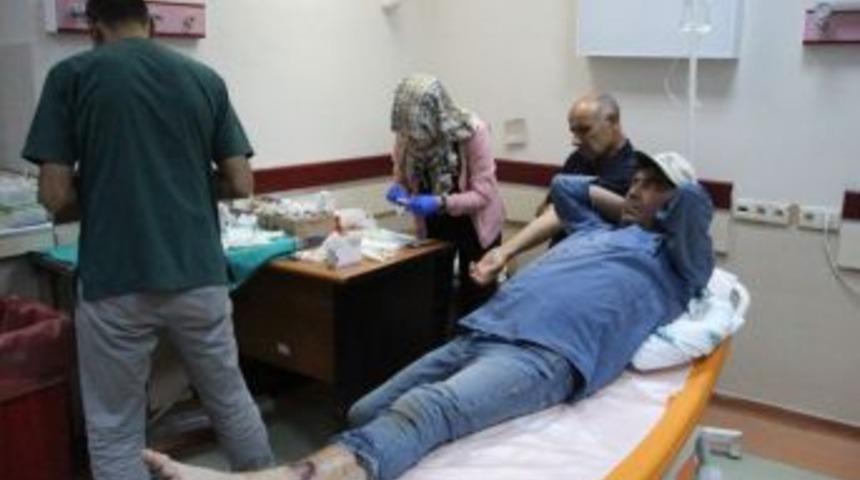 Oltu&rsquo;da Acemi Kasaplar Hastaneyi Doldurdu