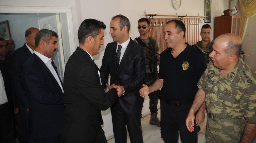 Kaymakam Ahmet Adanur, Cizre Halkı İle Bayramlaştı