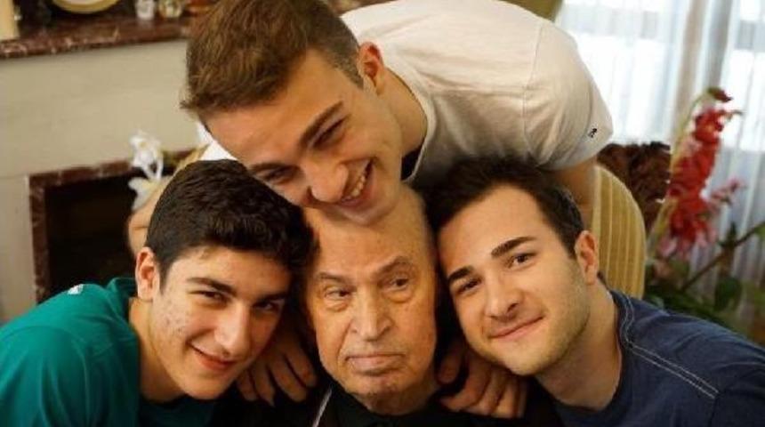 &Ouml;ğretmen-Dilci-Yazar Emin &Ouml;zdemir Hayatını Kaybetti&nbsp;