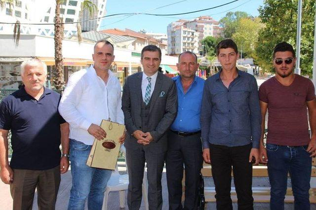 Başkan Taksicilerin Bayramını Kutladı 1