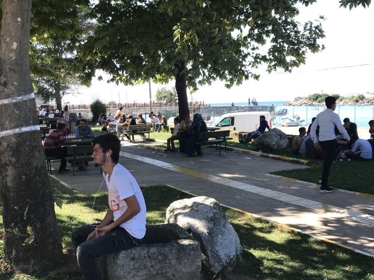 Fındık İş&ccedil;ileri Bayram Tatilinde