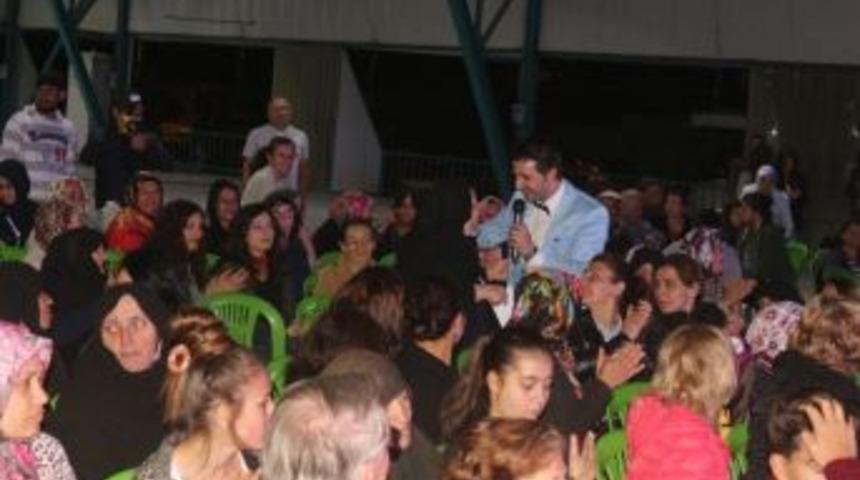 İnönülüler Cenk Gündoğmuş Konseri İle Coştu