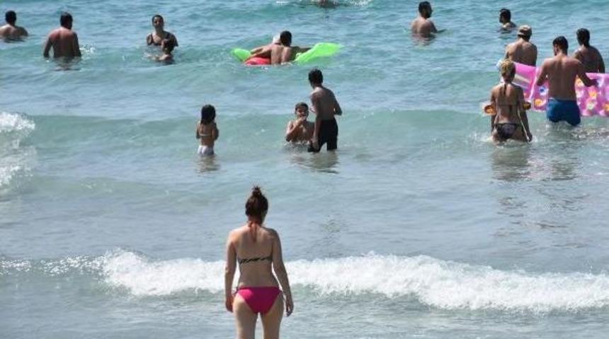 Kuşadası'nda Bayram Bereketi