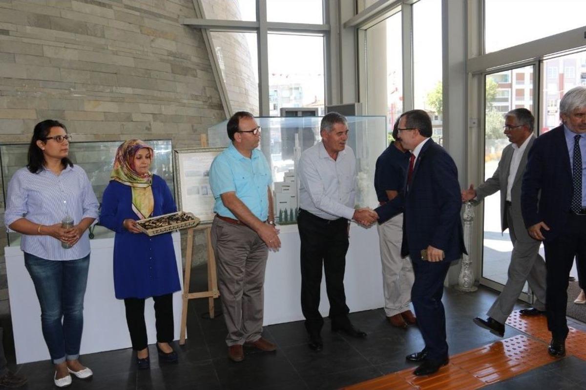 Milletvekilleri İl&ccedil;e Bayramlaşmalarına Katıldı