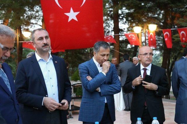 Başbakan Yardımcısı Şimşek: “türkiye Güçlü Olarak Büyüyor”