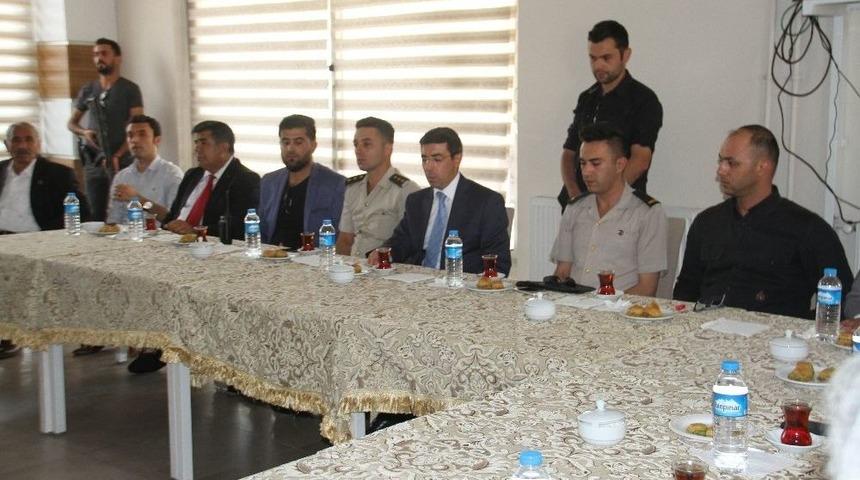 Malazgirt&rsquo;te Bayramlaşma T&ouml;reni