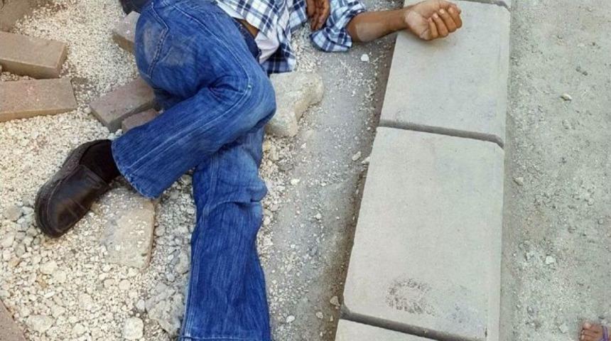 Kirasını &Ouml;demeyen Suriyeliyi 3 Kişi Darp Etti