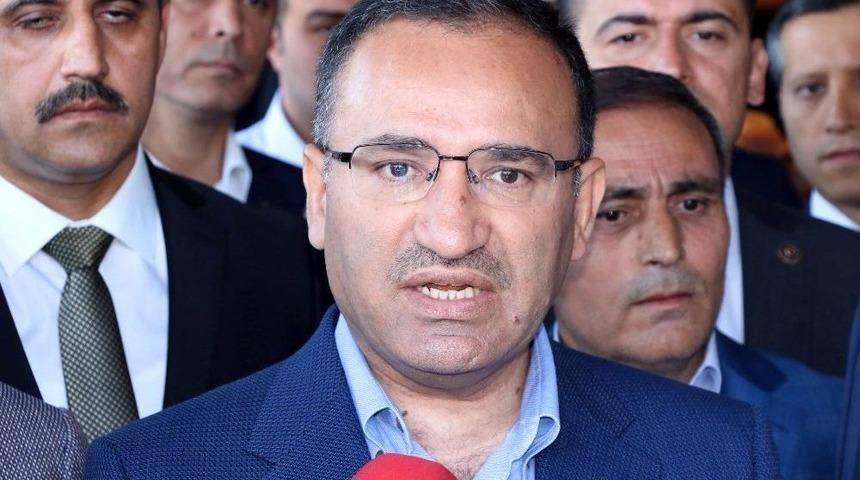 Bozdağ, "kuzey Irak&rsquo;ta Referandumun Yapılması Doğru Değildir"