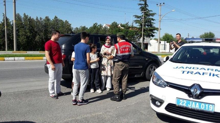 Edirne Jandarmasından Bayram Uygulaması