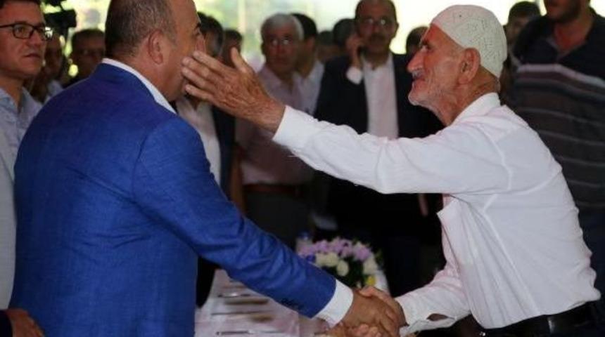 &Ccedil;avuşoğlu'dan M&uuml;sl&uuml;man &Uuml;lkelere Arakan Eleştirisi