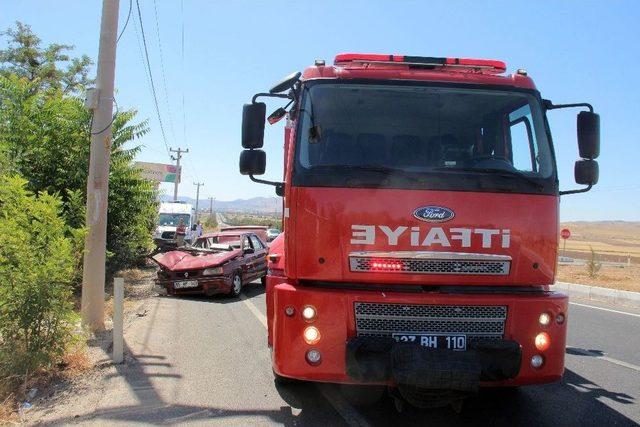 Elazığ-malatya Yolunda Kaza: 6 Yaralı