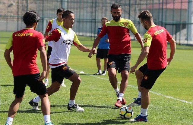 Göztepe’den 12 Dev Adam’a Destek Mesajı