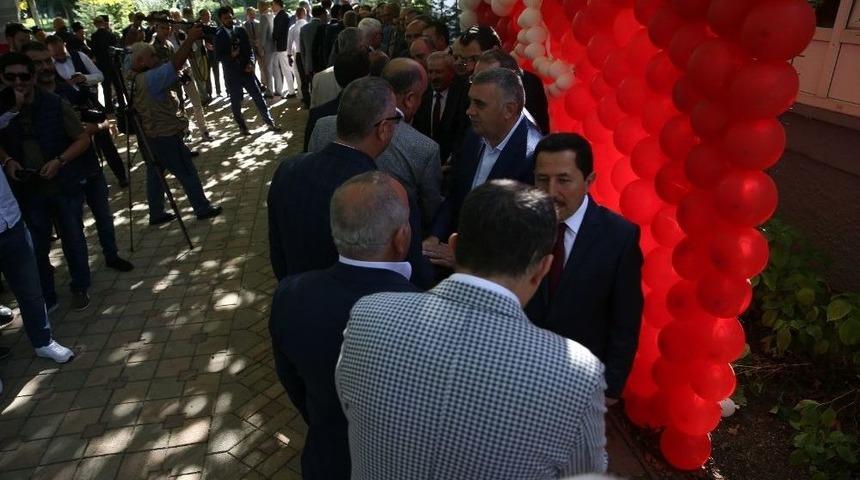 Sakarya&rsquo;da İl Protokol&uuml; Bayramlaştı