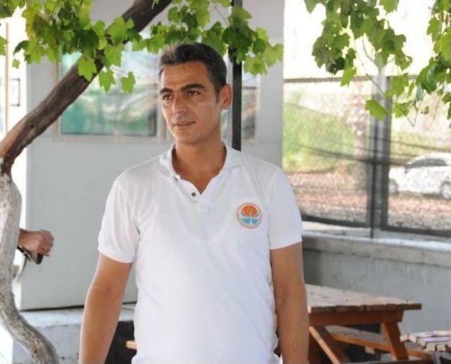 Belediye Otob&uuml;s&uuml;ne Parke Taşıyla Saldırdılar 1